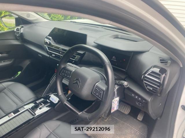 Citroen C4 2022-01 8365145-6