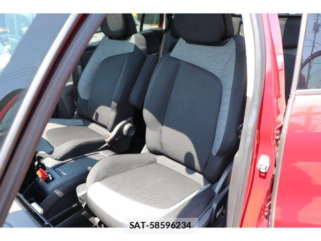 Citroen C4 PICASSO 2018-05 6903249-6