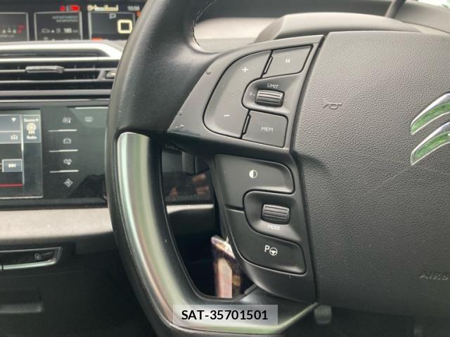 Citroen C4 PICASSO 2015-06 8879106-17