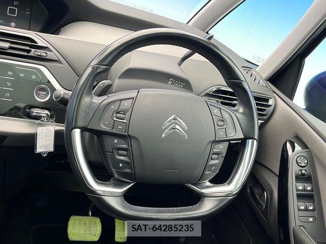 Citroen C4 2018-10 6751057-10