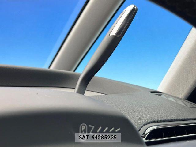 Citroen C4 2018-10 6751057-11