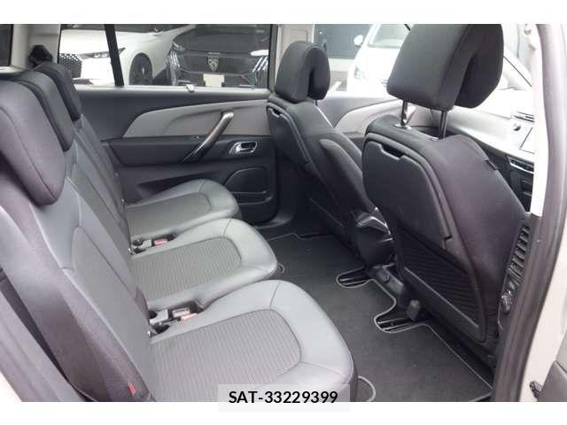 Citroen C4 2022-04 7216119-9