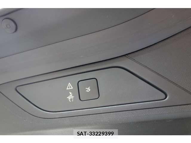 Citroen C4 2022-04 7216119-15