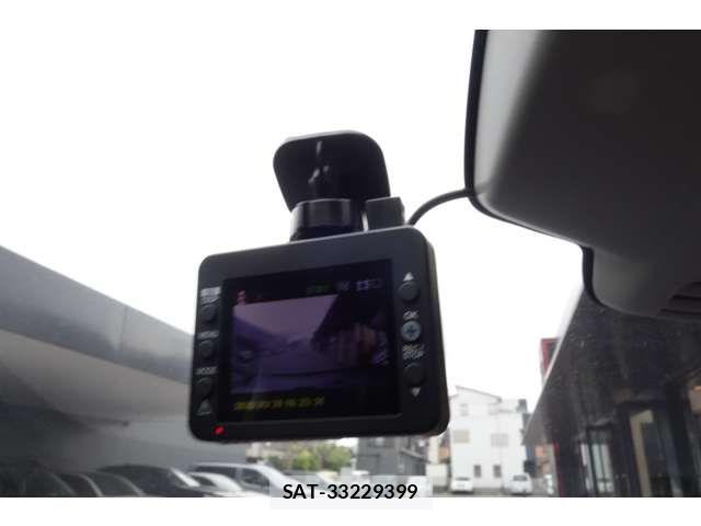 Citroen C4 2022-04 7216119-7