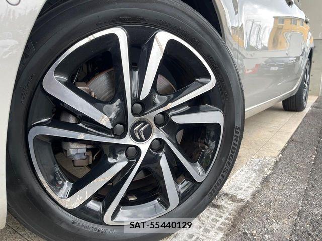 Citroen C4 2021-06 7326225-13