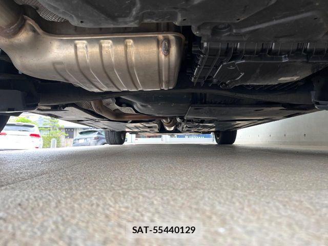 Citroen C4 2021-06 7326225-18