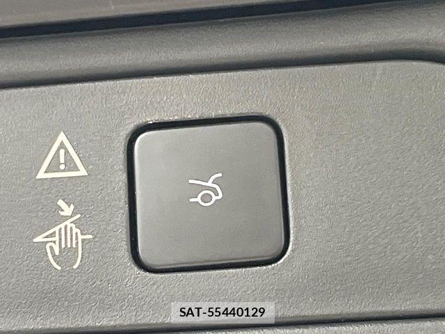 Citroen C4 2021-06 7326225-7