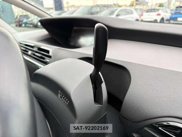 Citroen C4 2019-09 7721902-10