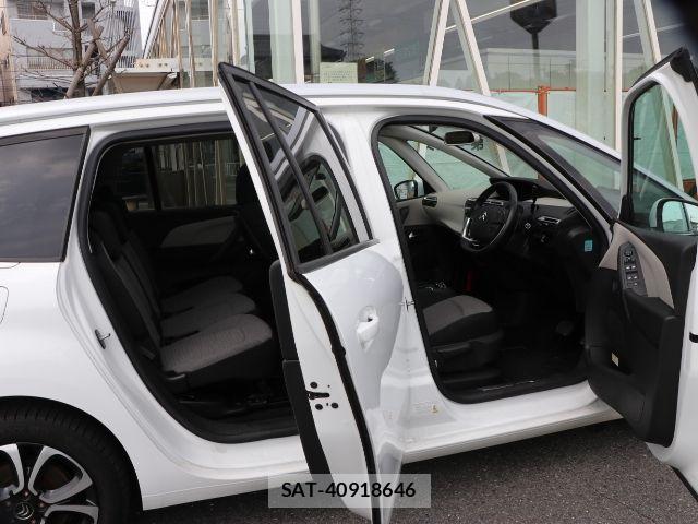 Citroen C4 2020-06 7783475-9
