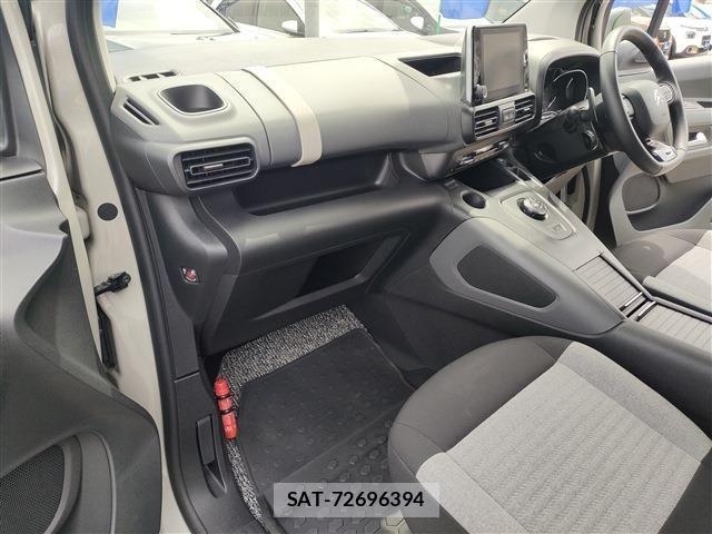 Citroen BERLINGO 2022-04 1071146-16
