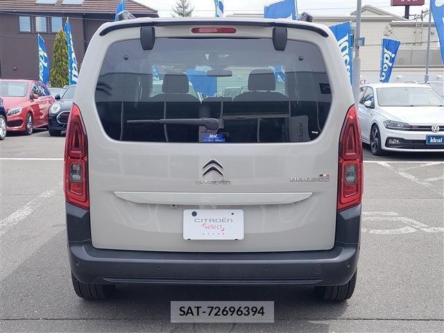 Citroen BERLINGO 2022-04 1071146-5