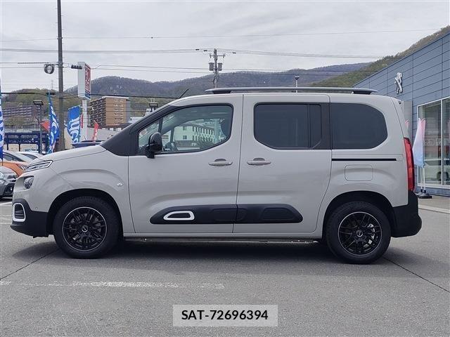 Citroen BERLINGO 2022-04 1071146-7