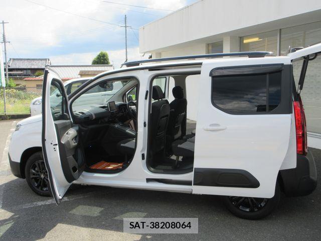 Citroen BERLINGO 2023-01 1184404-9