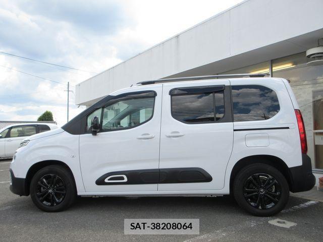 Citroen BERLINGO 2023-01 1184404-5