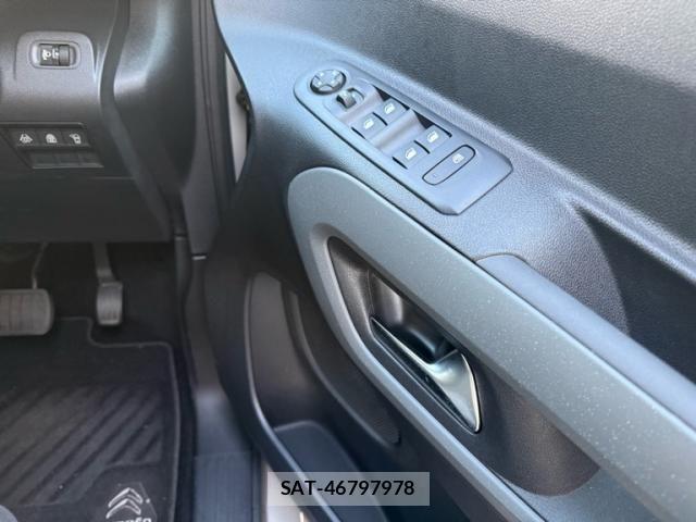 Citroen BERLINGO 2021-03 3831995-12