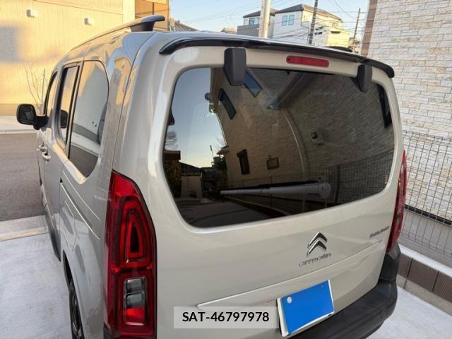Citroen BERLINGO 2021-03 3831995-3