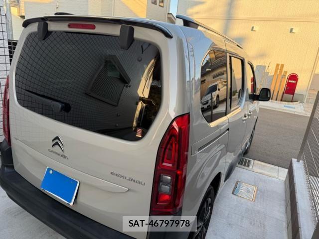 Citroen BERLINGO 2021-03 3831995-4