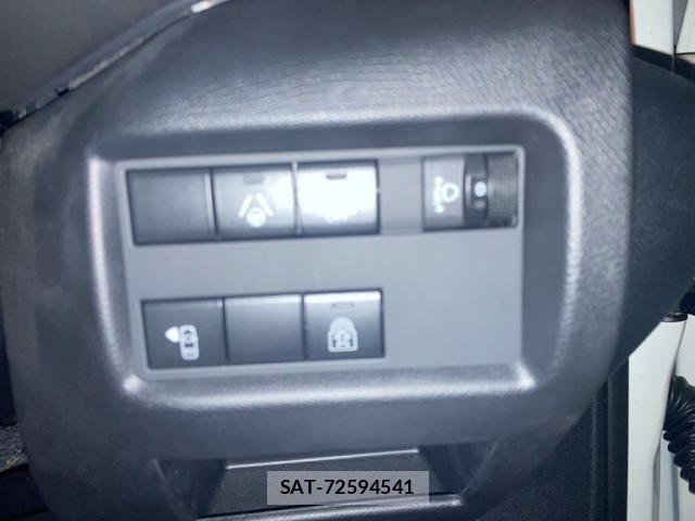 Citroen C5 2022-11 4321536-23