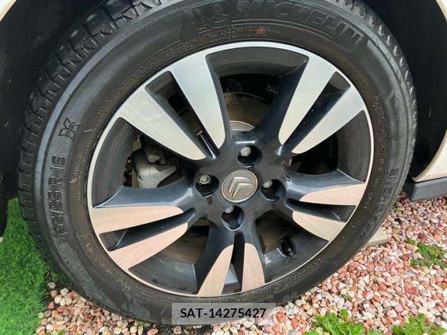 Citroen DS3 2013-09 3766441-4