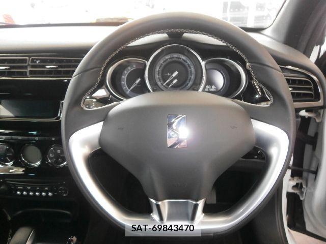 Citroen DS3 2016-09 4391845-23