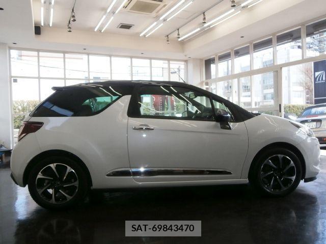 Citroen DS3 2016-09 4391845-5