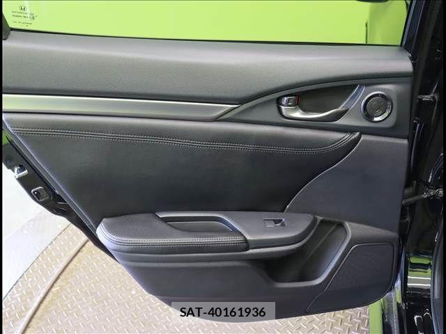 Honda CIVIC 2020-02 6903253-27