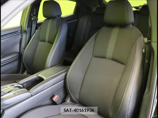 Honda CIVIC 2020-02 6903253-29