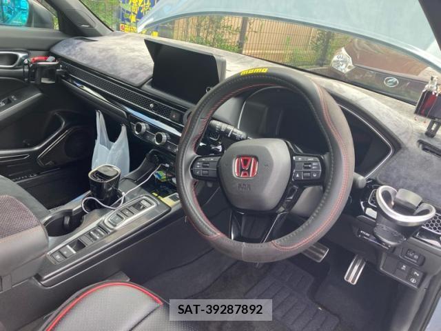 Honda CIVIC 2024-05 7326226-16