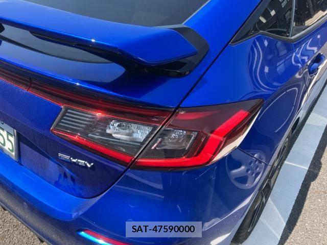 Honda CIVIC 2023-08 8129376-6