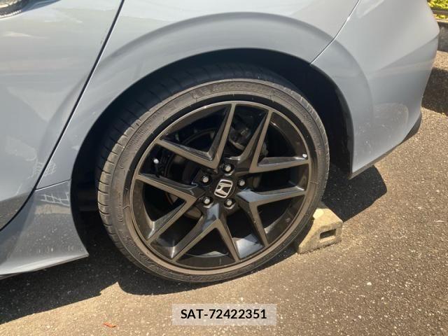 Honda CIVIC 2023-10 8229259-13