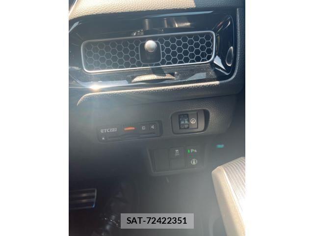 Honda CIVIC 2023-10 8229259-22