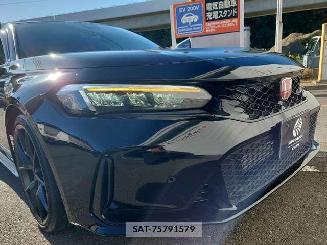 Honda CIVIC 2023-03 607986-11