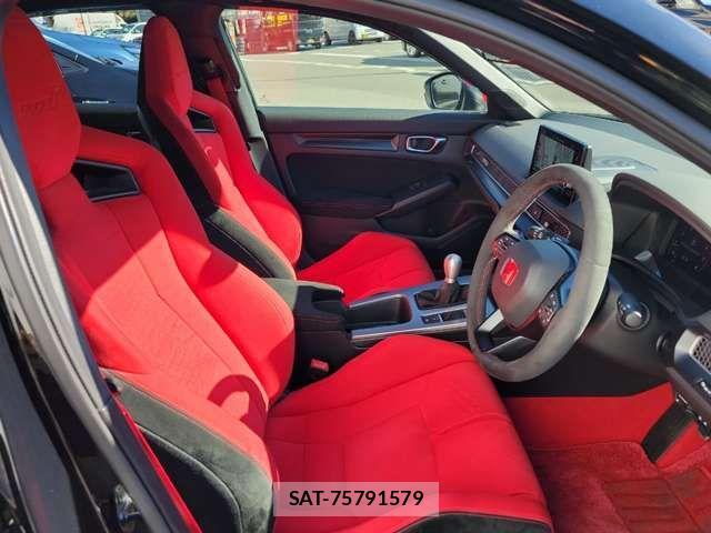 Honda CIVIC 2023-03 607986-19