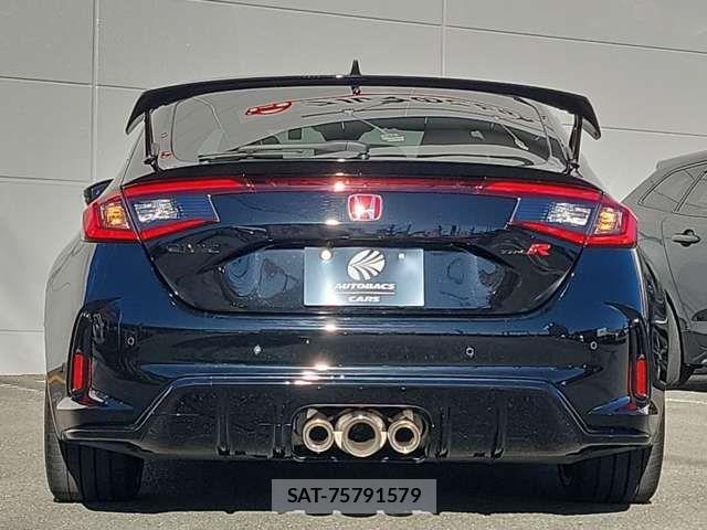 Honda CIVIC 2023-03 607986-4