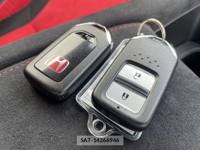 Honda CIVIC 2020-10 1295506-28