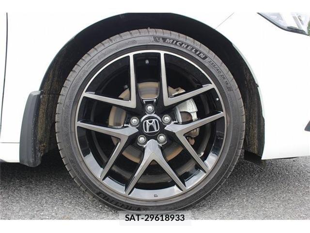 Honda CIVIC 2023-06 1325765-22