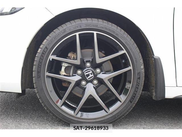 Honda CIVIC 2023-06 1325765-25