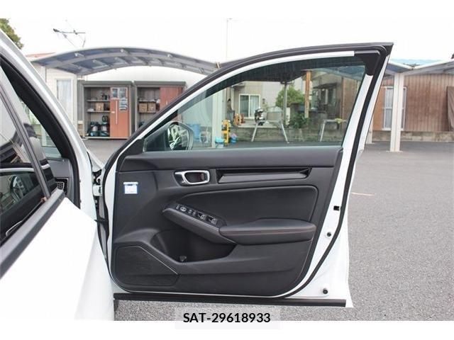 Honda CIVIC 2023-06 1325765-26