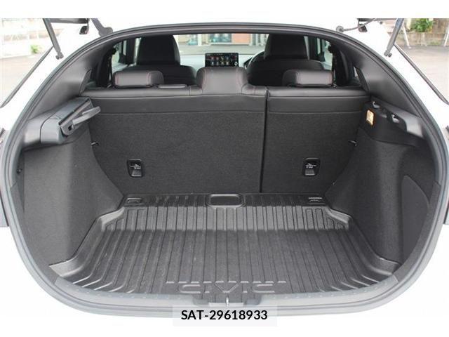 Honda CIVIC 2023-06 1325765-29