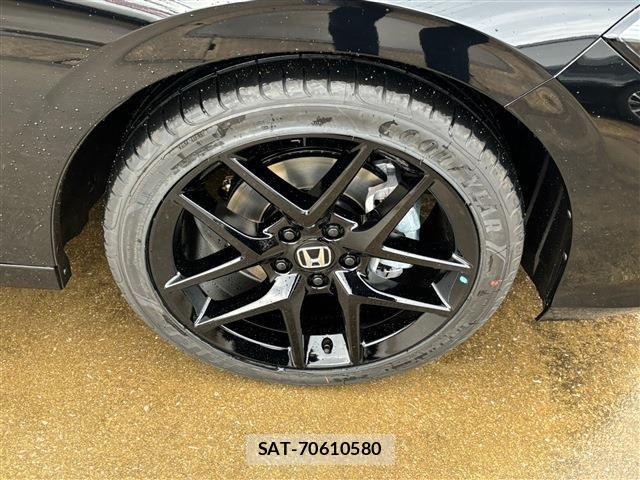 Honda CIVIC 2025-01 1411717-12