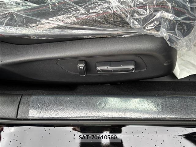 Honda CIVIC 2025-01 1411717-14