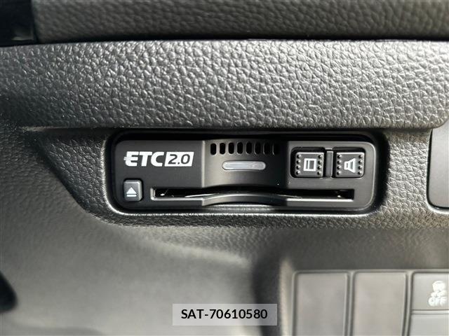 Honda CIVIC 2025-01 1411717-17