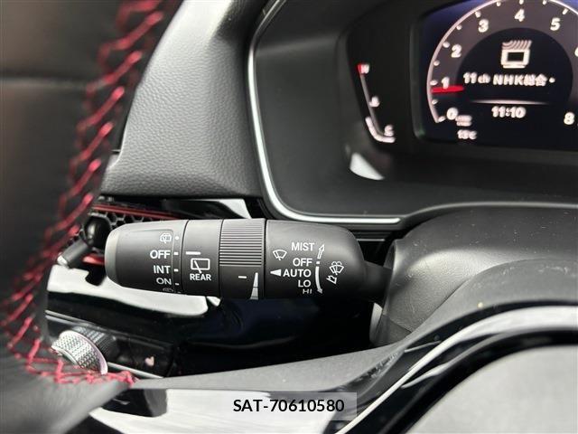 Honda CIVIC 2025-01 1411717-24
