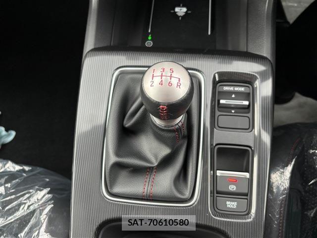 Honda CIVIC 2025-01 1411717-27