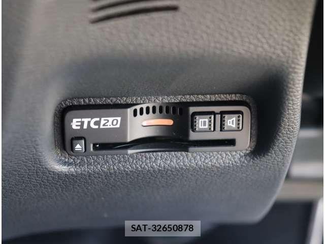 Honda CIVIC 2020-05 1411710-13