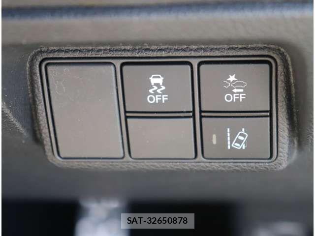 Honda CIVIC 2020-05 1411710-15