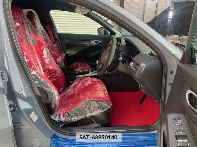 Honda CIVIC 2025-10 1471482-22