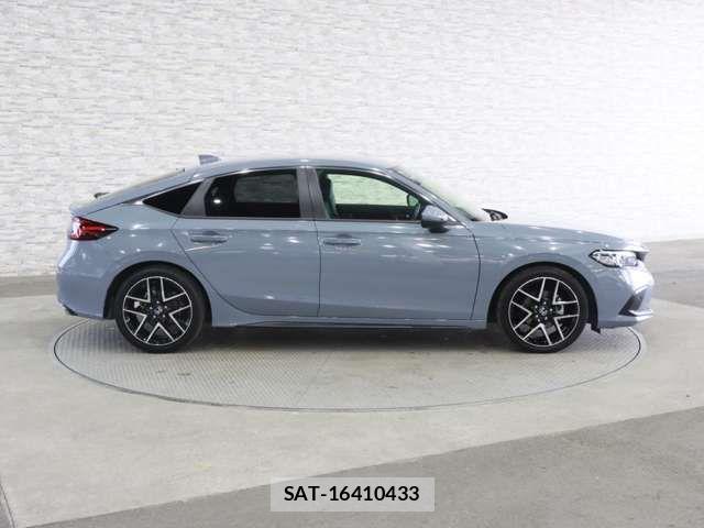 Honda CIVIC 2021-09 1658663-12