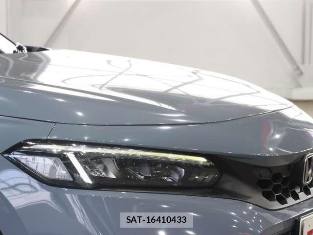 Honda CIVIC 2021-09 1658663-19