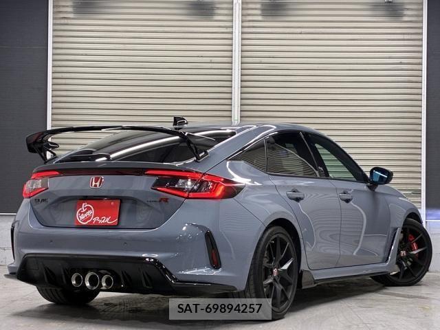 Honda CIVIC 2023-11 2400008-9
